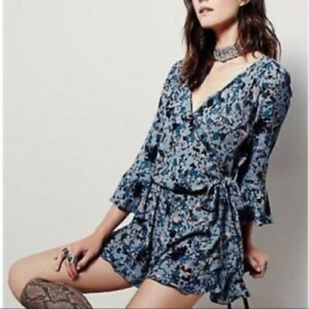 Free People All The Right Ruffles Blue Romper Sz S